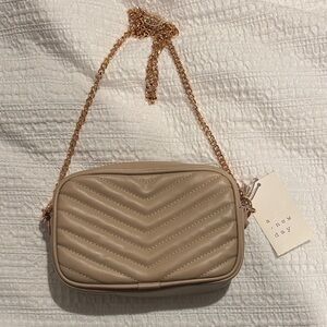 Quilted Crossbody Bag in Taupe with Gold Chain - nwt